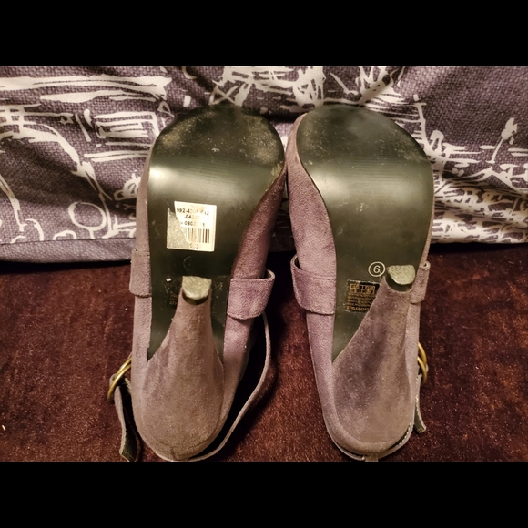 Ankle booties/heels - Picture 6 of 7